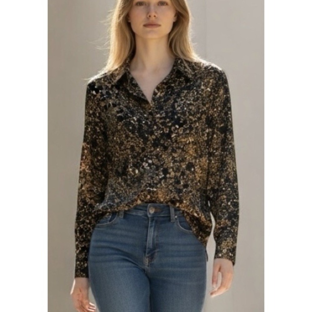 Evereve Sasha Satin Abstract Print Button Up Shirt Work Blouse Date Night Top S - Picture 14 of 14